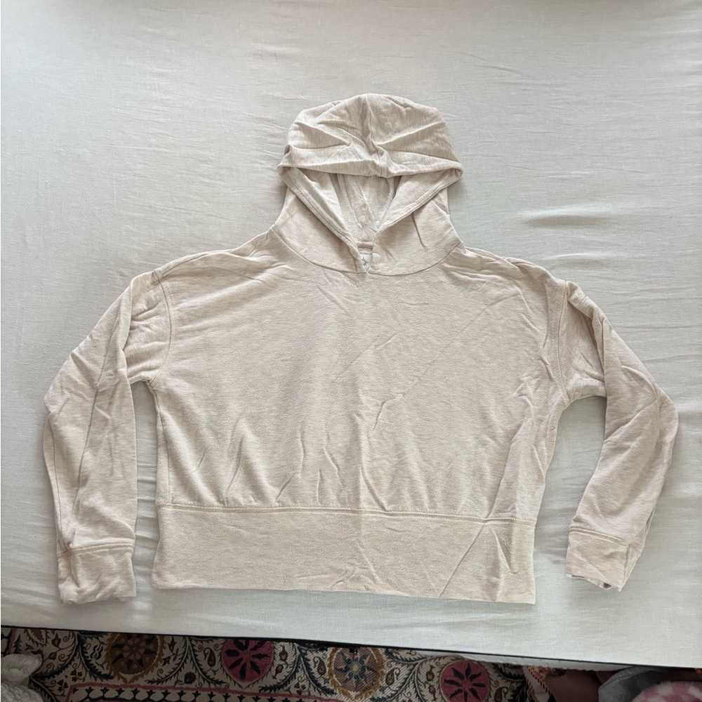 Aerie Cream Hoodie Sweatshirt